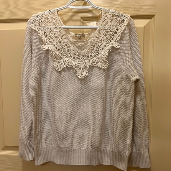 GUC Sweater - Picture 1 of 3